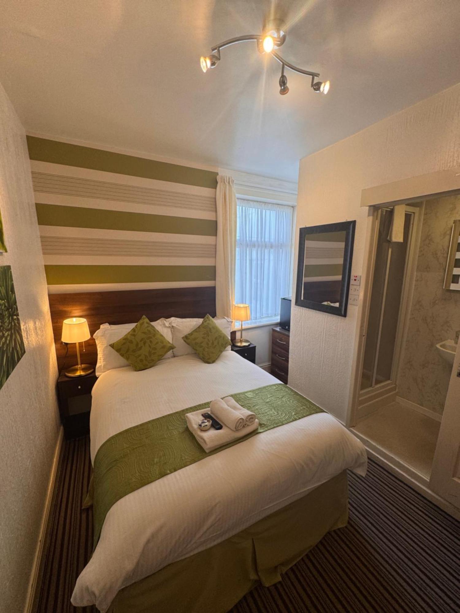 Delovely Hotel Blackpool Extérieur photo